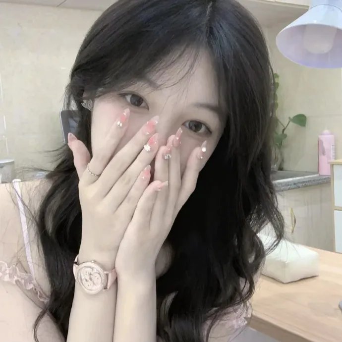 月亮中的亚马逊女人